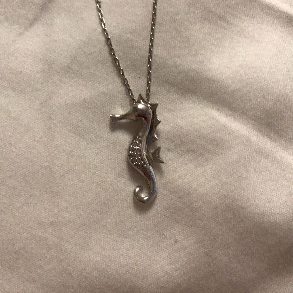 Silver seahorse necklace